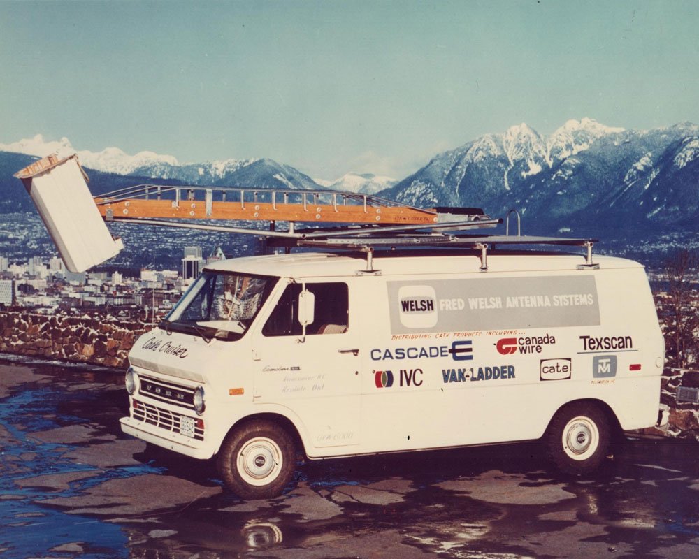 vintage-van-ladder
